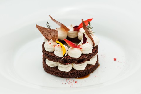 Tiramisu s karibským rumem a redukcí z kávy Santos