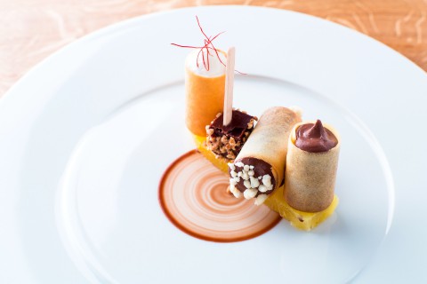 Pineapple with chilli, chocolate mousse with ginger, coconut, salty caramel